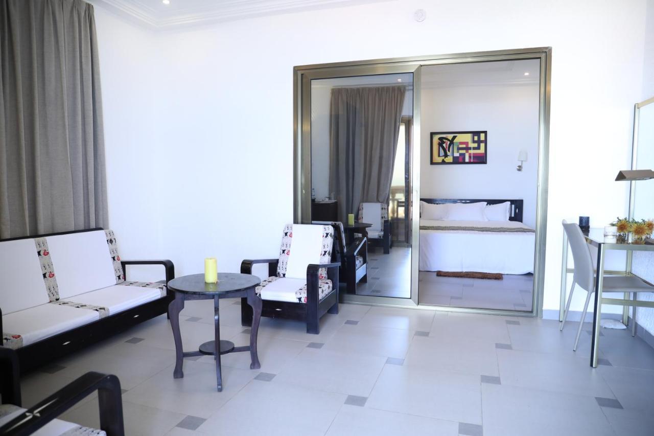 Hotel Residence Madiba Lomé Dış mekan fotoğraf